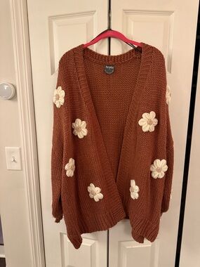 Arula Floral Appliqué Open Cardigan Sweater